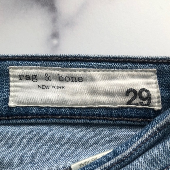 Rag & Bone Mid Rise Distressed Skinny Ankle Raw Hem Jean Size 29 - Picture 4 of 13